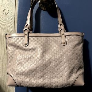 * Rare * Authentic Gucci Handbag